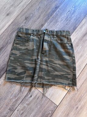 Lucky Brand Olive Camo Denim Skirt